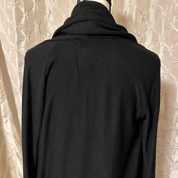 CHASER Black LA Love Knit Open Cardigan - Picture 6 of 14